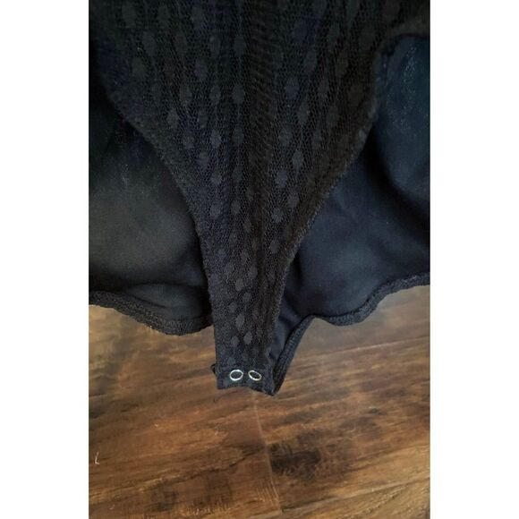 Black lacy leotard - Picture 3 of 5